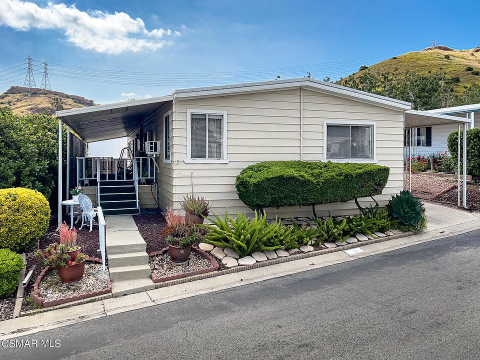 1st image of 72 La Palma Space 72