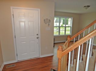 8613 Branchs Woods Ln, North Chesterfield, VA 23237
