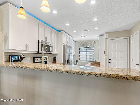 5th image of 745 Palm Springs Cir