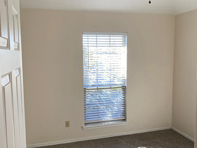 1253 W Shannon Way Ct — Photo 24