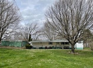 26 Weller St, Reesville, OH 45166