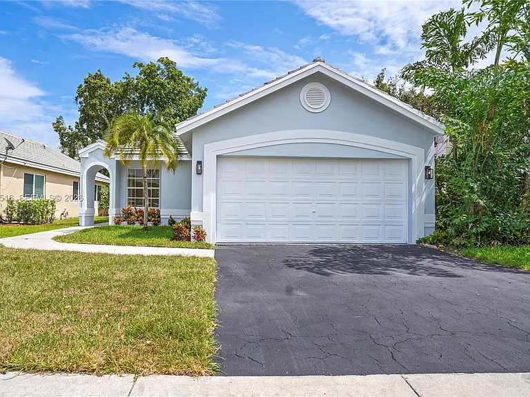 9354 Arborwood Cir — Photo 17