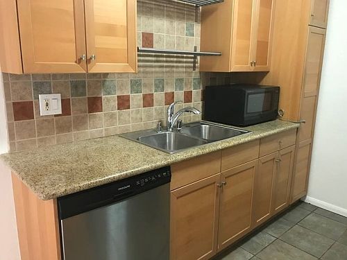 4th image of 1034 N Martel Ave APT 4