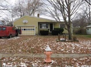 4568 Silverdale Rd, North Olmsted, OH