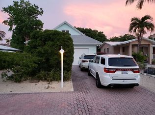 212 Jasmine St, Plantation Key, FL 33036