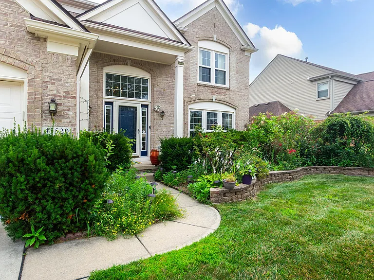 45520 Morningside Dr — Photo 4