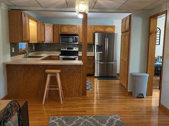 5th image of 94 Highland Avenue