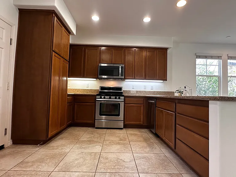 715 Nile River Dr — Photo 19