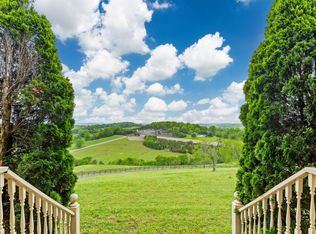 2370 Pulaski Hwy, Fayetteville, TN 37334