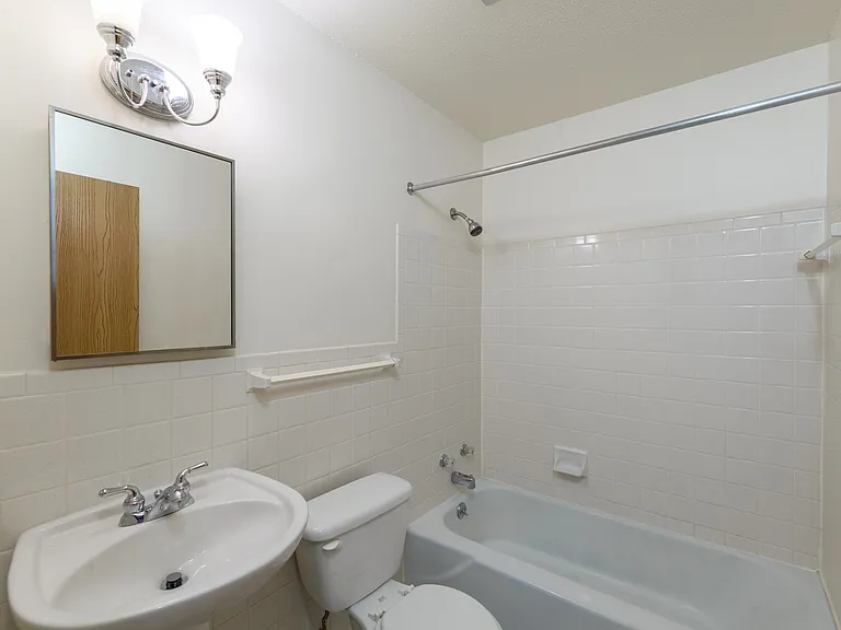 9151 Portland Ave S #4 — Photo 10