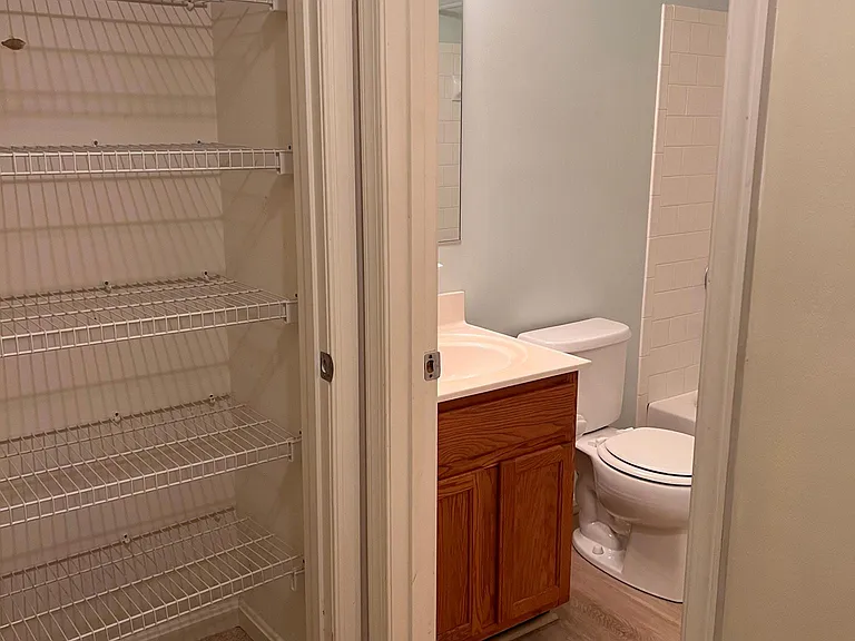 30 Amberstone Ct #30H — Photo 10