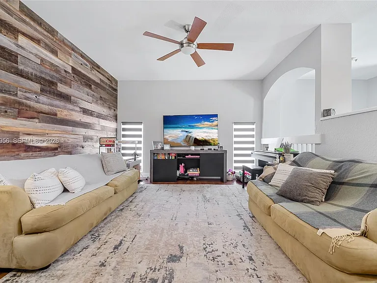 4152 Sapphire Ter — Photo 26