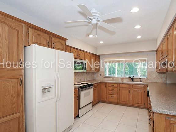 2nd image of 112 Wayland Cir