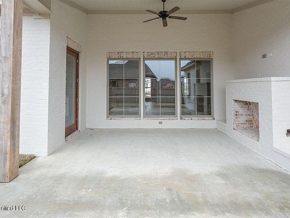 4th image of 1433 Ruby Pointe
