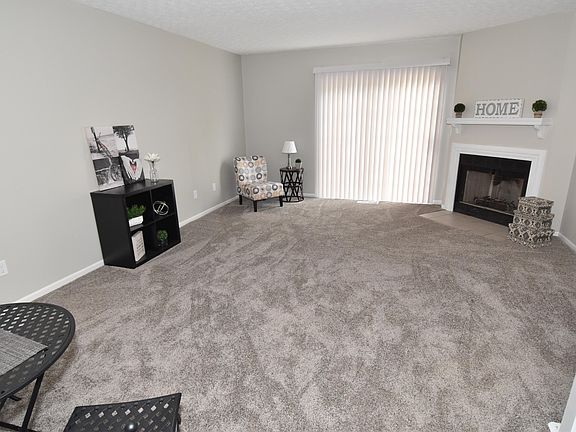 3rd image of 202 Macandrews Way