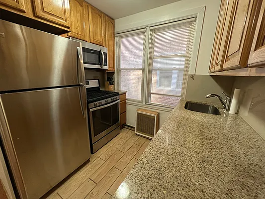 Rented by Capri Jet Realty Corp | media 9