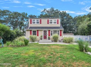 246 Sunset Ln, Howell, NJ 07731