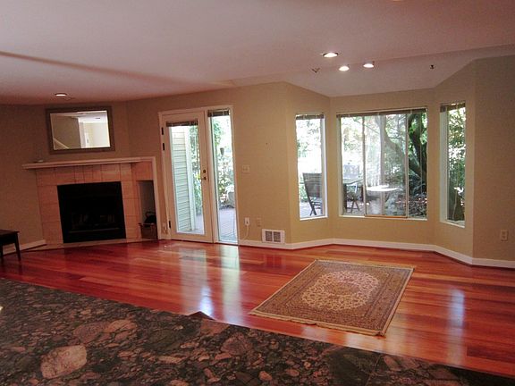 5th image of 2801 NE 195th St APT 2
