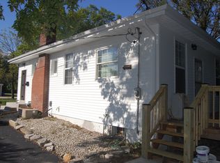 9615 Lackland Rd, Saint Louis, MO 63114