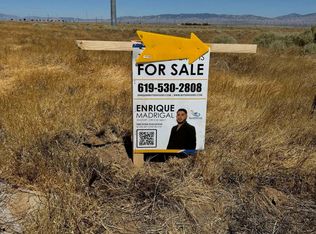 104 Th St E #W, Lancaster, CA 93535