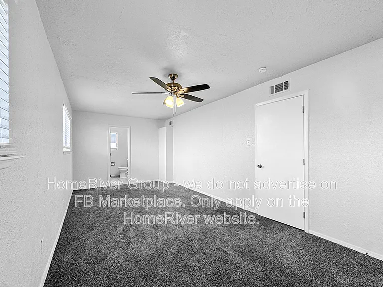2304 Alamogordo Dr NW — Photo 13