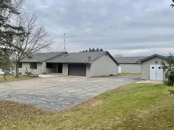 4th image of 19420 Frank Ct