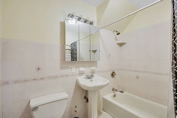 Rented by Bold New York | media 10