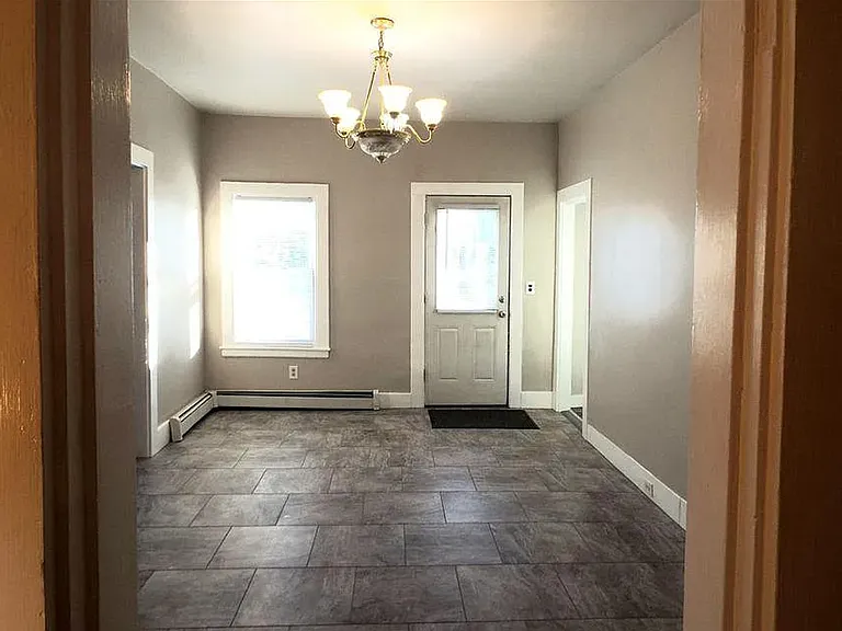 812 Gray Rd — Photo 4