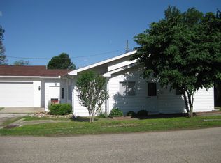 131 S 7th St, Clinton, IN 47842