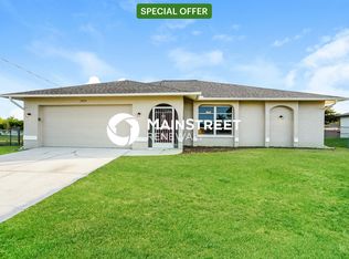 1929 NW 20th St, Cape Coral, FL 33993
