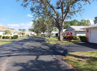 14897 Crescent Cove Dr, Fort Myers, FL 33908