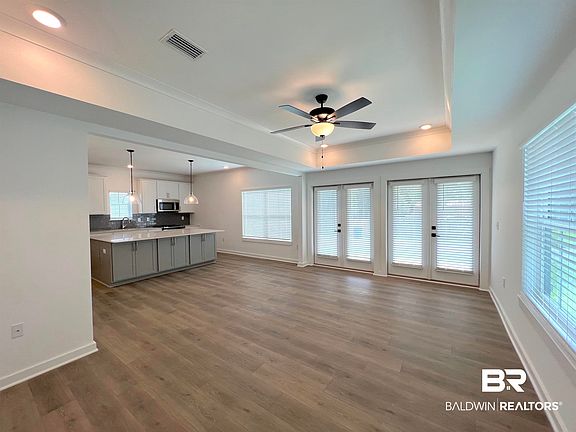 5th image of 4640 Casablanca Dr