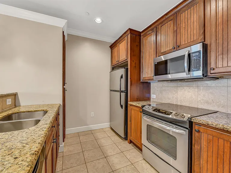 2203 Dorrington St #309 — Photo 14