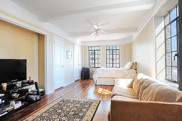 1st image of 45 Tudor City Pl APT 1201