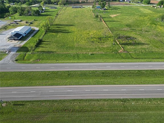 2nd image of Highway 412