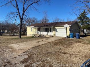 307 W 14th St, Eldon, MO 65026
