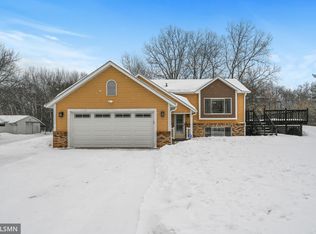 16649 Gehrig St NE, Columbus, MN 55025