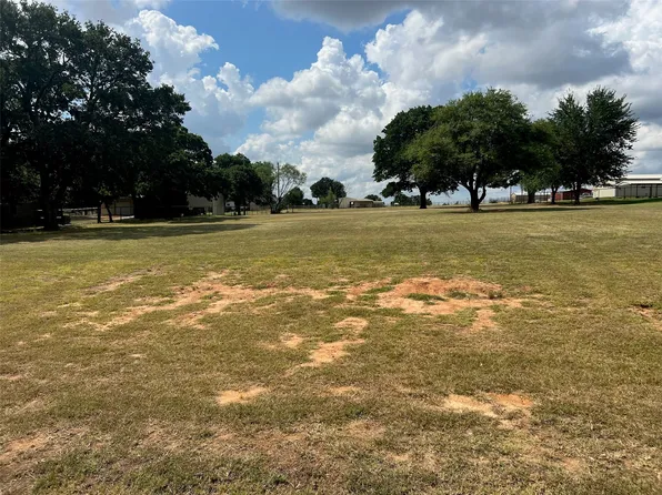 Dobbs Trl, Springtown, TX 76082