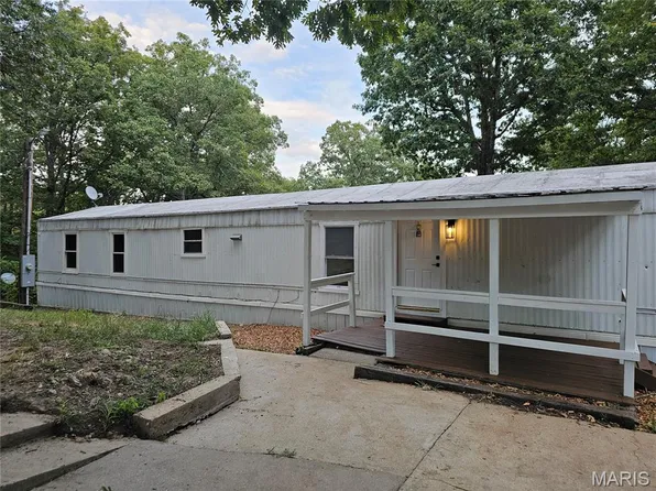 4578 N Virginia Mines Rd, Saint Clair, MO 63077