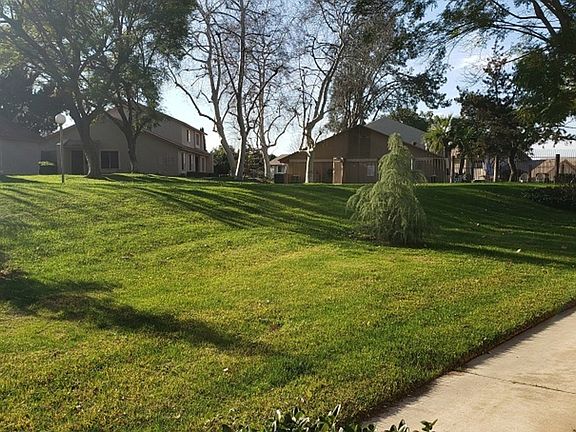4th image of 604 Francine Ct #71