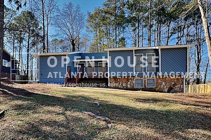 1st image of 2453 Lorrie Dr