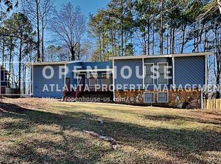 2453 Lorrie Dr, Marietta, GA 30066