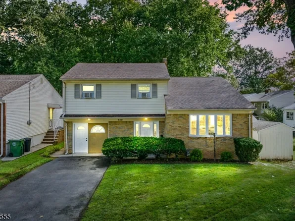 959 Walnut St, Roselle Boro, NJ 07203