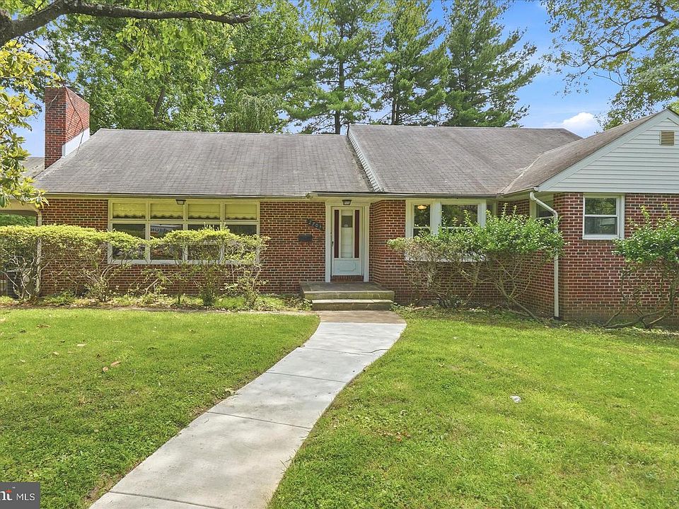 1st image of 2703 Steele Rd
