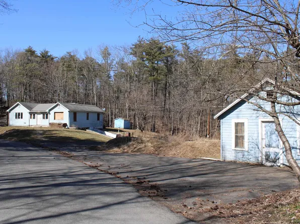 94 Turkey Hill, Kerhonkson, NY 12446