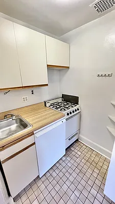 Rented by JK Dansar Corp | media 2