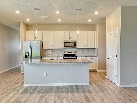 5th image of 9409 Baraboo Way