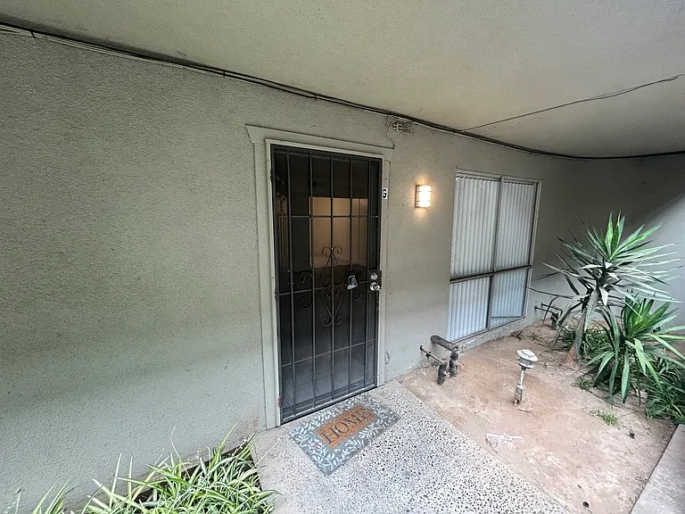 6019 N College Ave #G — Photo 9