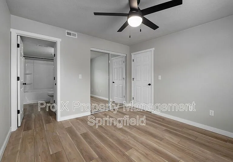 2213 E Macs Ct #4 — Photo 12