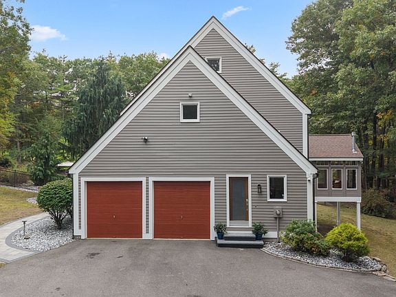 3rd image of 72 Golden Run Rd